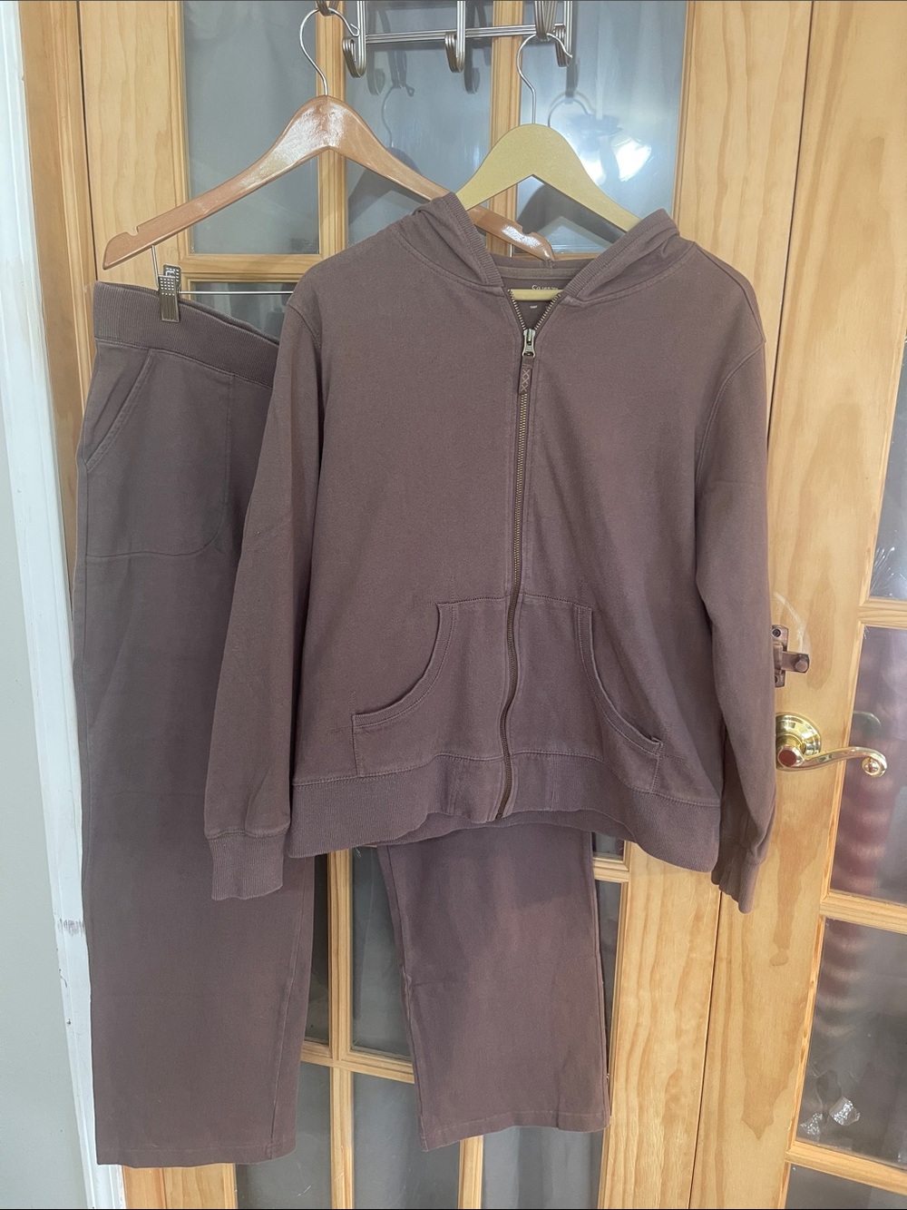 105. Columbia Brown Lounge Set
